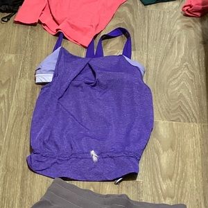 Lululemon purple top size 4
